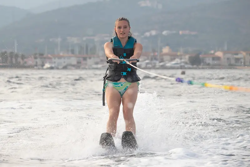 ski-nautique-golfe-saint-tropez.webp